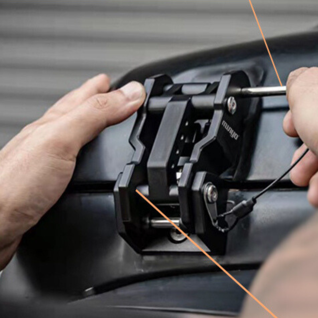 Pestillos Bonnet Lock for Jeep Wrangler JK & JL & Gladiator 2007-2025