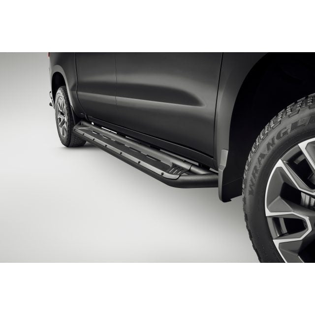 Crew Cab Sport Step Assist Steps in Black GMC & CHEVROLET